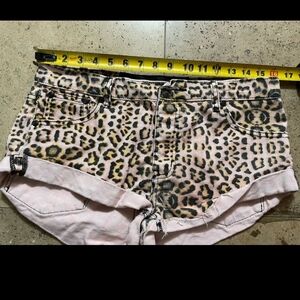Leopard Print Pink Women's Denim Shorts